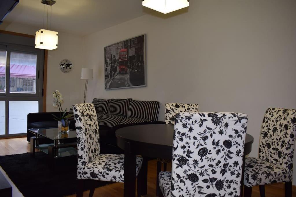 Apartamento Centro Villagarcia. Vilagarcia de Arousa Luaran gambar